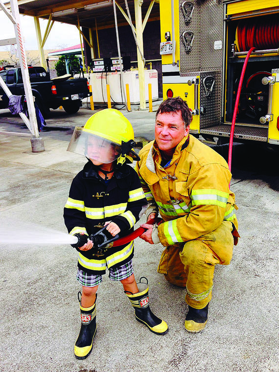 Nightlife on hawaii island best time to visit weather & climate where to stay kona international airport guide best hotels dri. Hawaii Island Kona South Kona News Center Hawaii Wildfire Management Organization