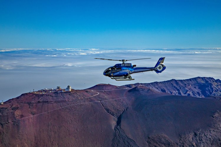 Paradise helicopters, safari helicopters, blue hawaiian helicopters · kona . Hawaii Helicopter Tours