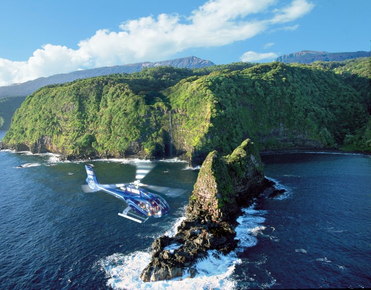 And then up into “jurassic park” valley, where a dozen major motion . Jurassic Park Scenes On A Maui Helicopter Tour