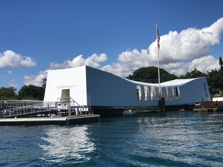 Read on to learn about these conspiracy theories about the japanese attack at pearl harbor in 1941. Circle Island Tour With Pearl Harbor Keawe Adventures Private Tours
