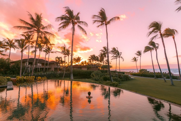 The transformed na hale wing offers a unique mix of suites and studio rooms, located at the edge of the resort and closest to the water. A Luxury Stay On The Big Island Four Seasons Resort Hualalai Ready Set Jet Set