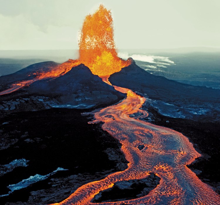 Hawaii volcano tours by helicopter. Hawaii Volcano Tours Highlight Of Big Island Activities