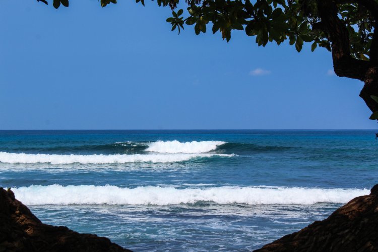 Here is a description of all the new locations and advice on whether or not to land there. Top 5 Surf Breaks In Kailua Kona Carrie Nicholson